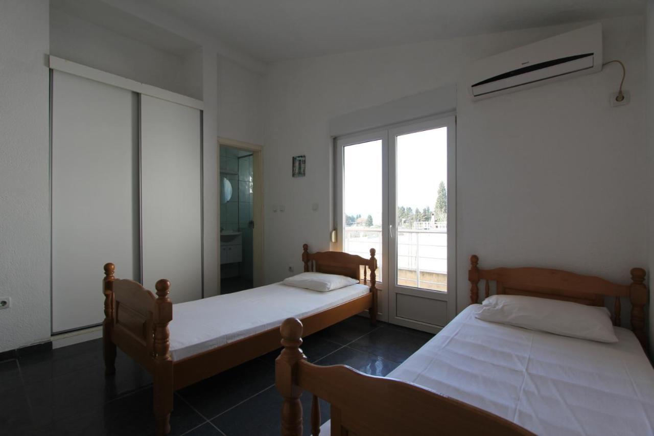 Villa Emeja - Bar - Montenegro Esterno foto